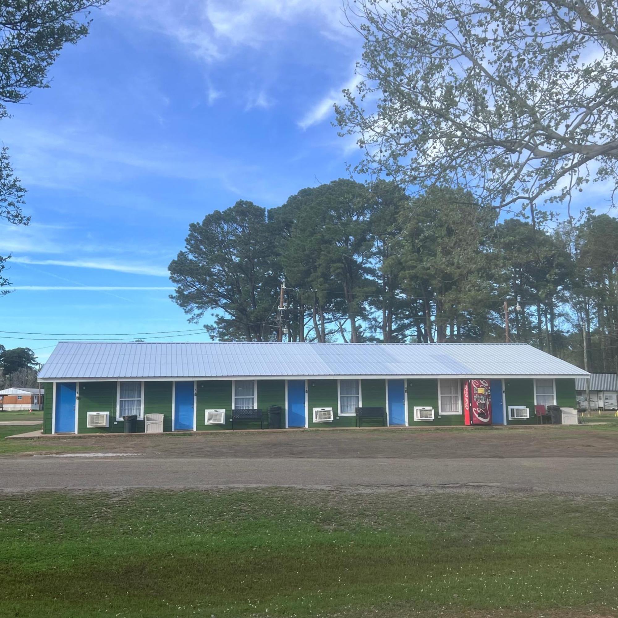 Alpine Lakeview Motel Room Wifi,Sandy Beach Boat Ramp,Pier,Marina,Bath House With Laundromat Hemphill Екстер'єр фото